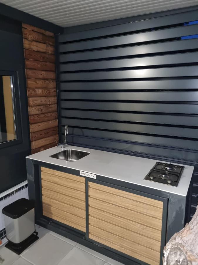 Hipo Camp Mobil Home Arta Pakostane Ngoại thất bức ảnh