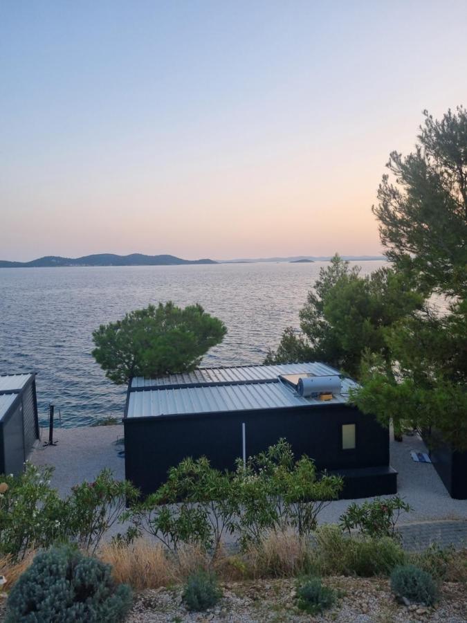 Hipo Camp Mobil Home Arta Pakostane Ngoại thất bức ảnh
