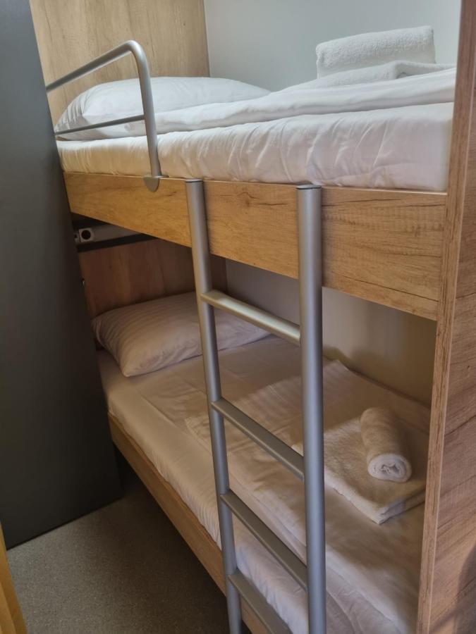 Hipo Camp Mobil Home Arta Pakostane Ngoại thất bức ảnh